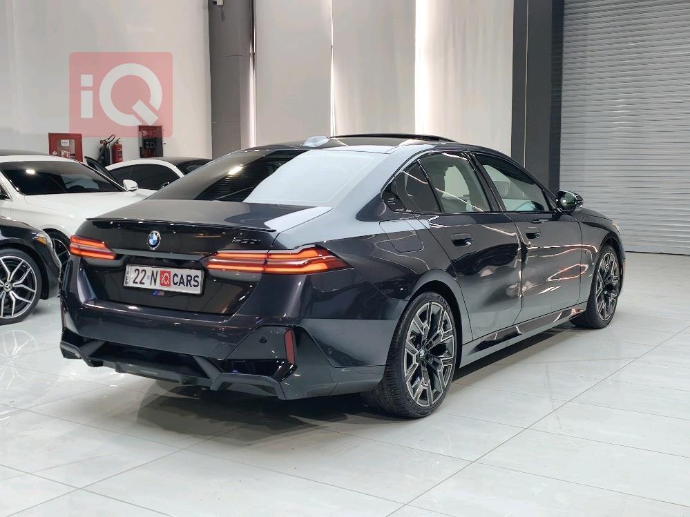 بي ام دبليو الفئة 5